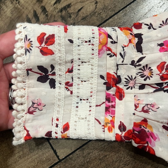 Anthropologie lace top - Picture 5 of 7